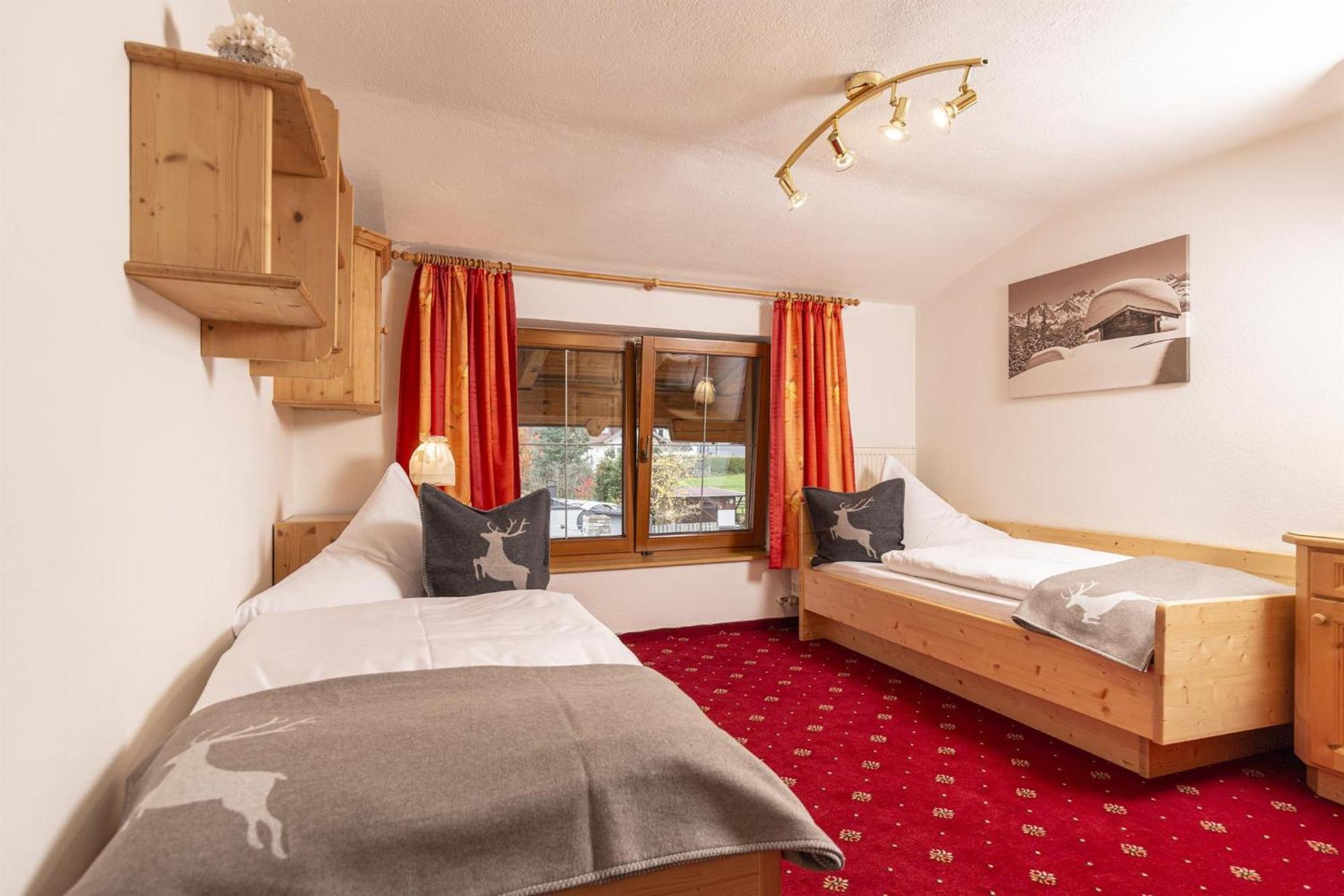 Haus Jochler Appartement Ried im Zillertal Kamer foto